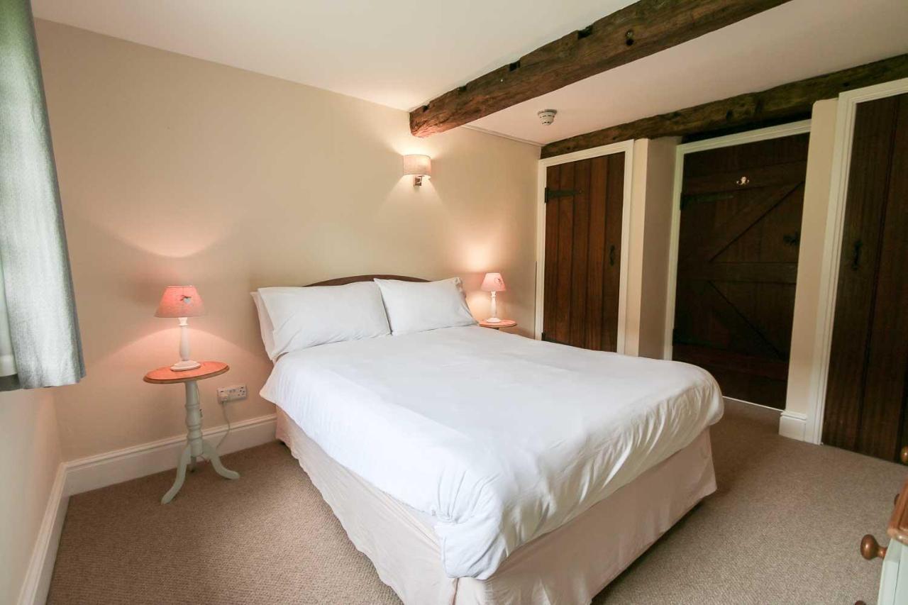 Lake Cottages At Cwm Chwefru Llanafan-fawr Extérieur photo
